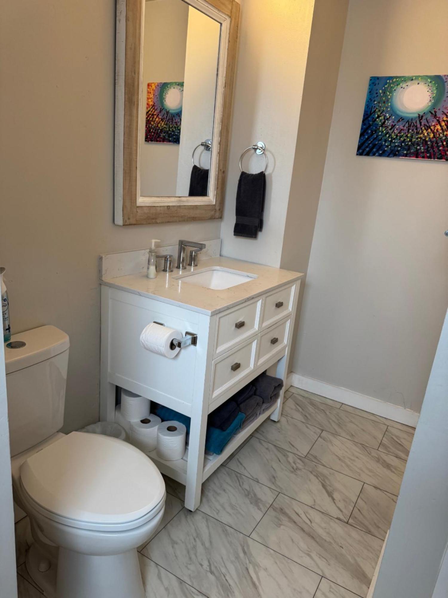 Charming Brick With Bonus Space & Foosball Holiday home Spokane
