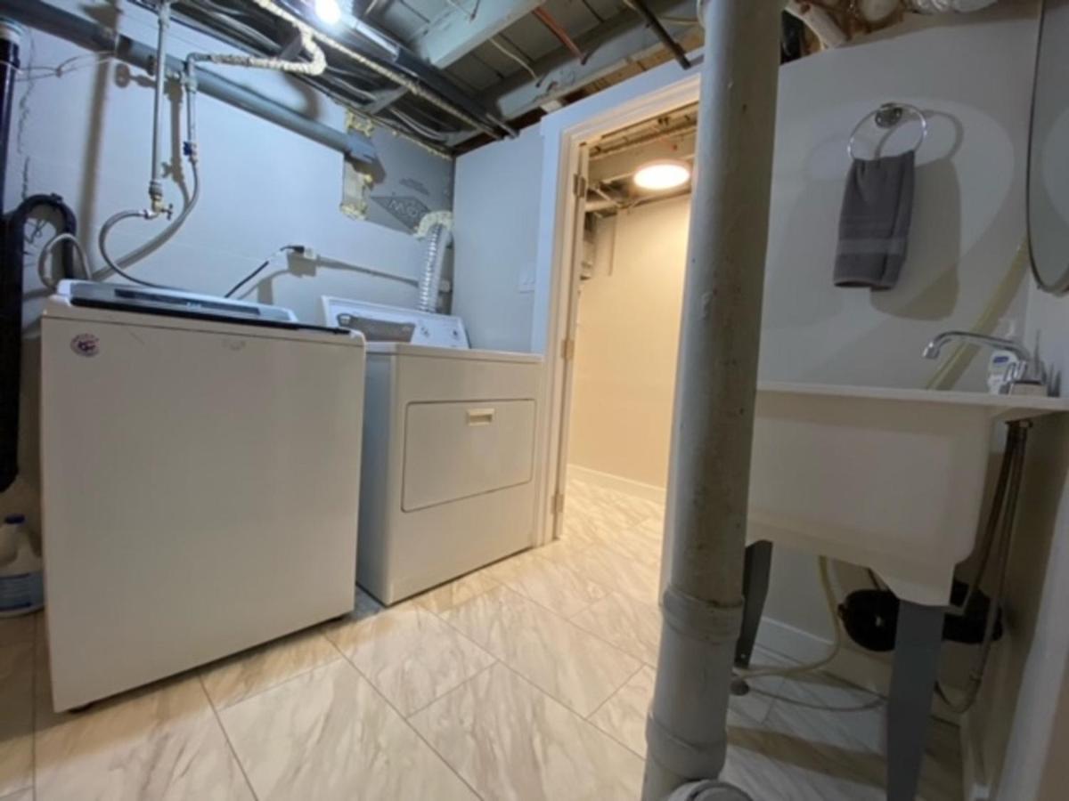 Hébergement de vacances Charming Brick With Bonus Space & Foosball Spokane